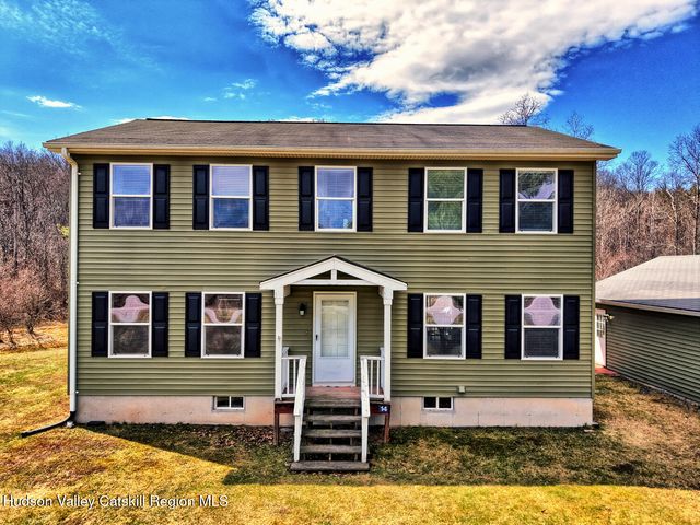 14 Durham Woods Road, Durham, NY 12422