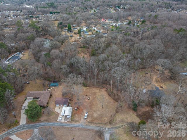 000 Peach Street, Mount Holly, NC 28120