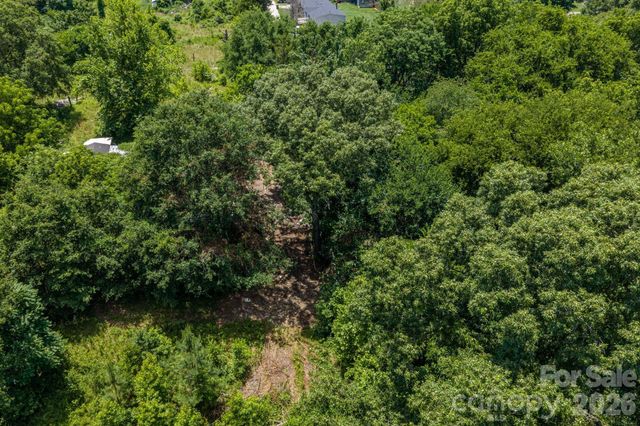 000 Peach Street, Mount Holly, NC 28120