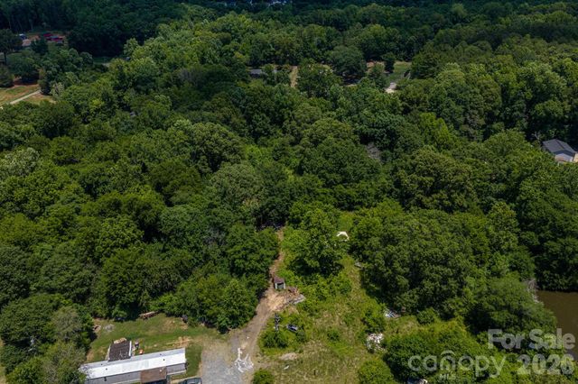 000 Peach Street, Mount Holly, NC 28120
