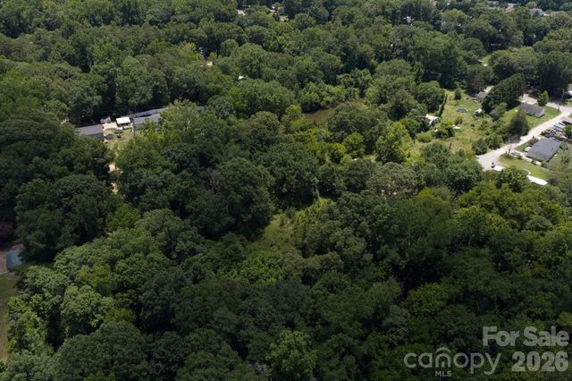 000 Peach Street, Mount Holly, NC 28120