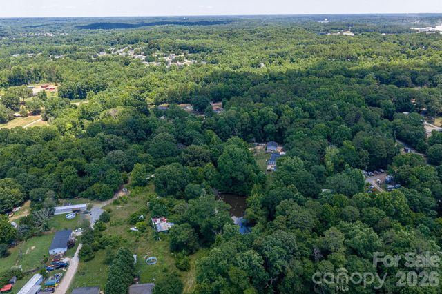 000 Peach Street, Mount Holly, NC 28120