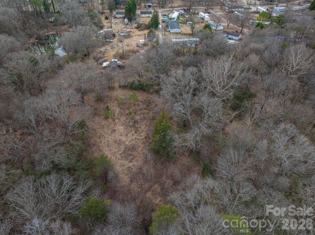 000 Peach Street, Mount Holly, NC 28120