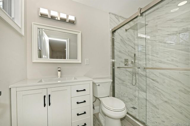 230 Townline Road, Commack, NY 11725