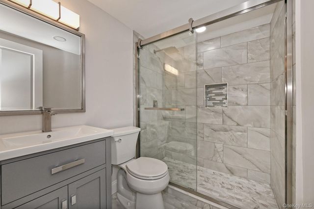 230 Townline Road, Commack, NY 11725