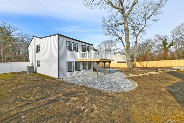 230 Townline Road, Commack, NY 11725