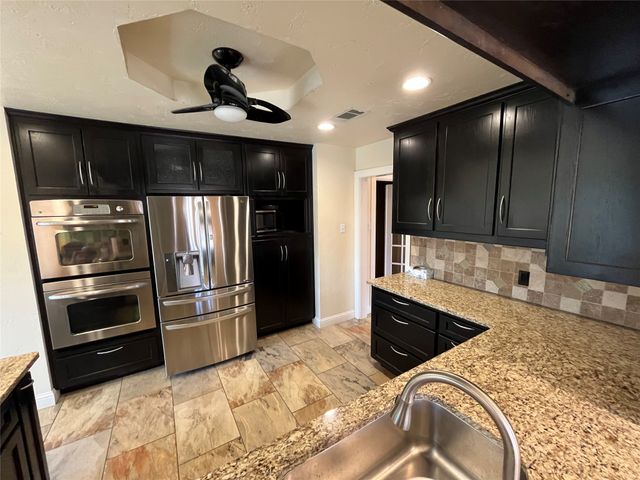 525 Bent Wood Lane, Southlake, TX 76092