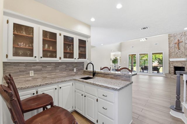 3113 Dow Circle, Deer Park, TX 77536