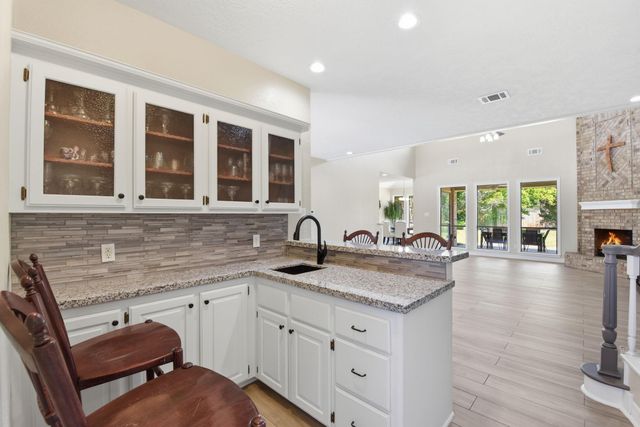 3113 Dow Circle, Deer Park, TX 77536