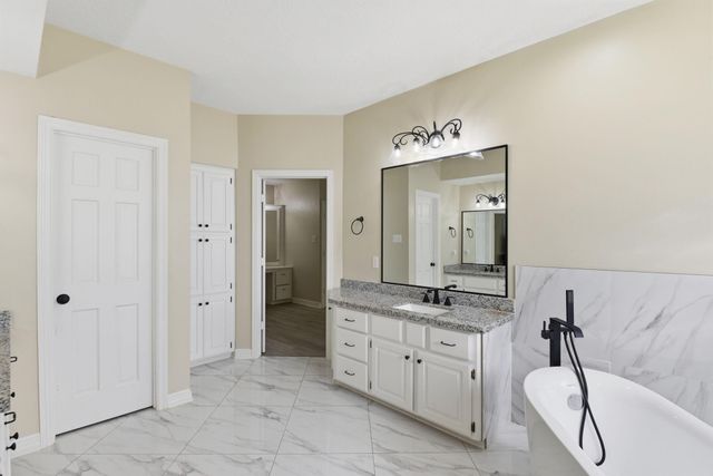 3113 Dow Circle, Deer Park, TX 77536