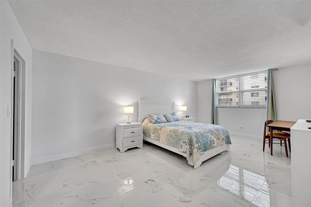 1401 S Ocean Drive 304, Hollywood, FL 33019
