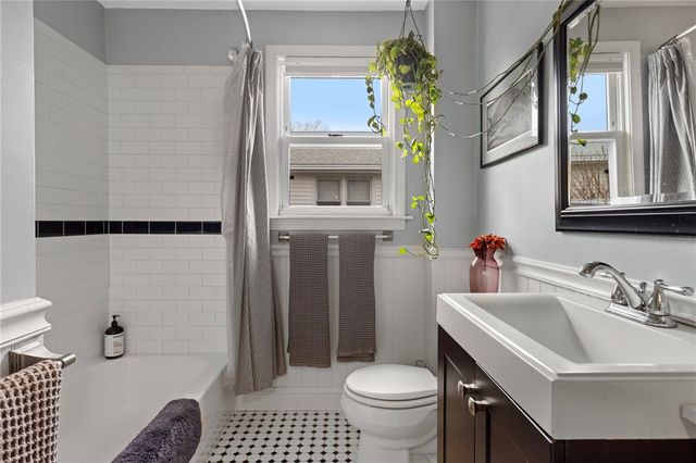 65 Marion Avenue S, Cranston, RI 02905