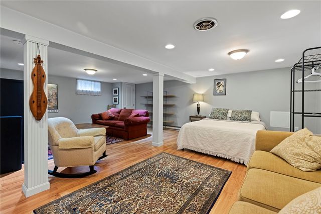 65 Marion Avenue S, Cranston, RI 02905