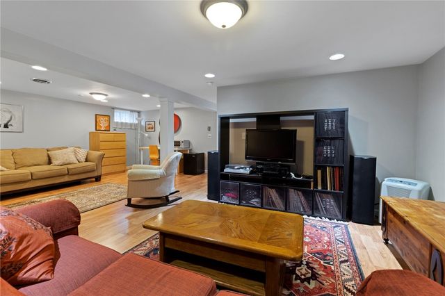 65 Marion Avenue S, Cranston, RI 02905