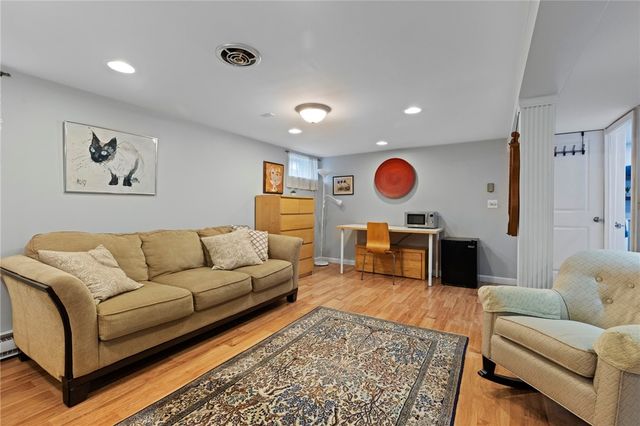 65 Marion Avenue S, Cranston, RI 02905