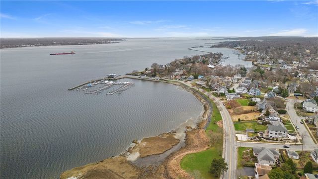 65 Marion Avenue S, Cranston, RI 02905