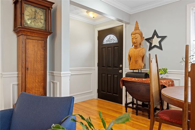 65 Marion Avenue S, Cranston, RI 02905