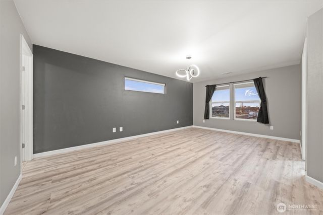 1502 W Tennessee Drive, Moses Lake, WA 98837