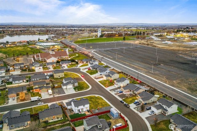 1502 W Tennessee Drive, Moses Lake, WA 98837