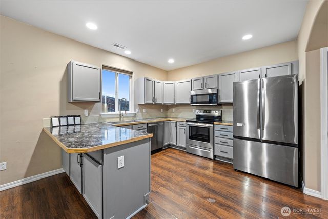 1502 W Tennessee Drive, Moses Lake, WA 98837