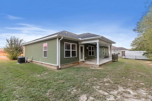 228 Lace Dr., Dothan, AL 36301