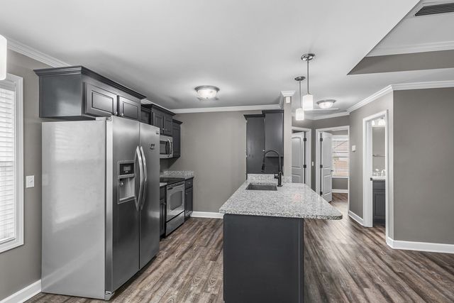 228 Lace Dr., Dothan, AL 36301