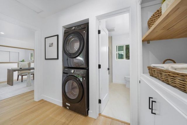 3181 Cadet Court, Los Angeles, CA 90068