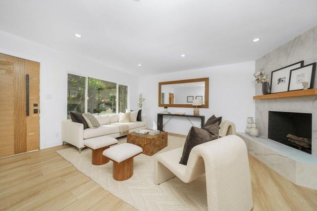 3181 Cadet Court, Los Angeles, CA 90068