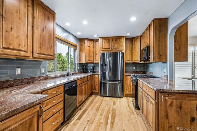 5741 S Kingston Way, Englewood, CO 80111