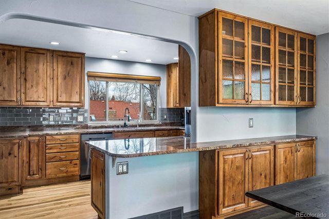 5741 S Kingston Way, Englewood, CO 80111