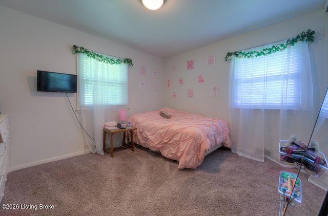 4301 Mount Vernon Rd, Louisville, KY 40220