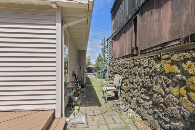 3724 E 16th Ave, Spokane, WA 99223