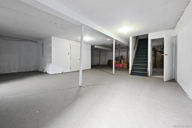 15307 79th Avenue, Flushing, NY 11367