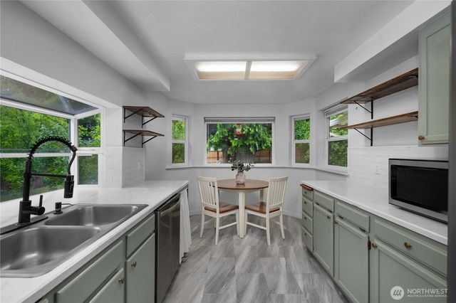 1418 Lebanon Street SE, Lacey, WA 98503
