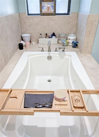 1711 MAGDALENE MANOR DRIVE, Tampa, FL 33613