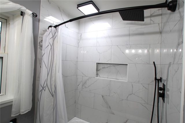 884 North Greece Road, Greece, NY 14626