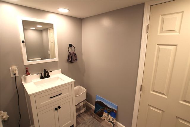 884 North Greece Road, Greece, NY 14626