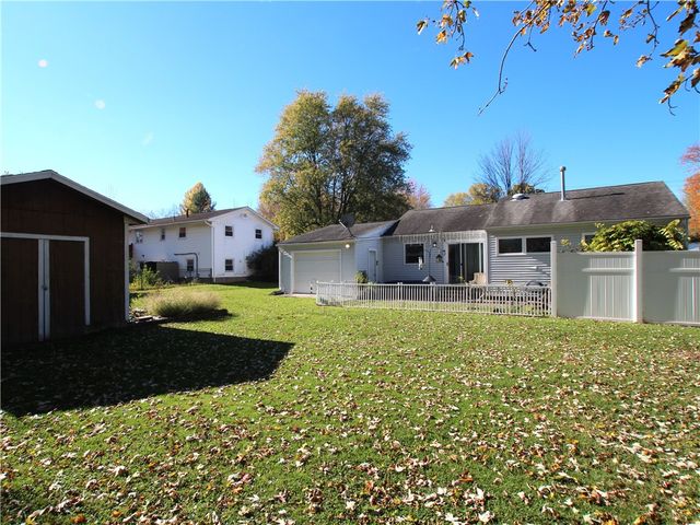 884 North Greece Road, Greece, NY 14626