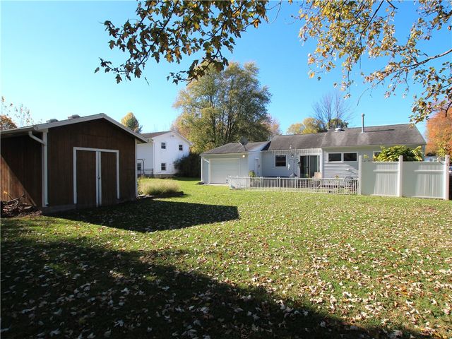884 North Greece Road, Greece, NY 14626