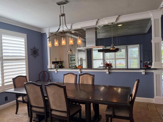 7065 Catalina Isle Drive, Lake Worth, FL 33467