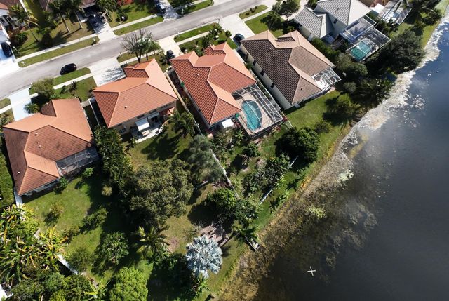 7065 Catalina Isle Drive, Lake Worth, FL 33467