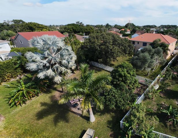 7065 Catalina Isle Drive, Lake Worth, FL 33467