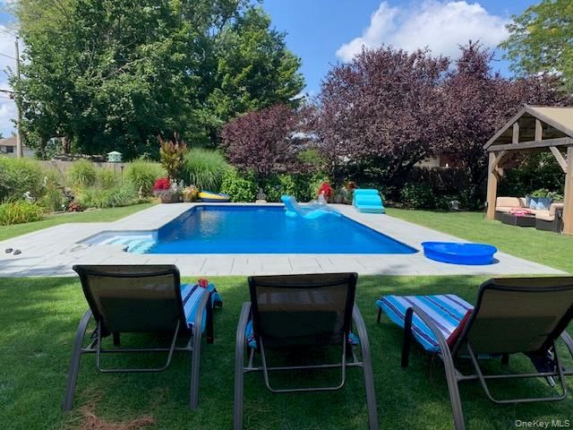 45 Terry Lane, Commack, NY 11725