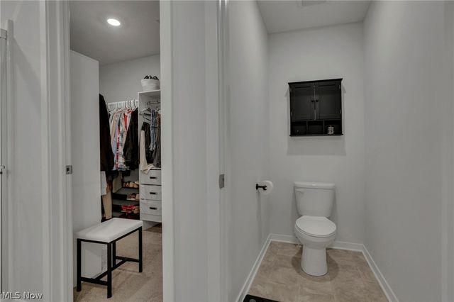 355 W Trinity Way, Newark, OH 43055