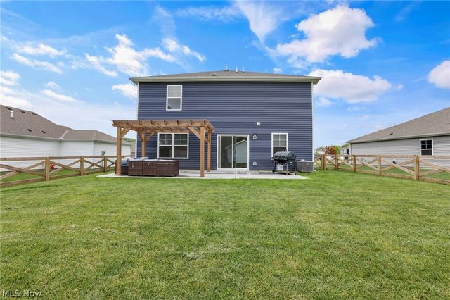 355 W Trinity Way, Newark, OH 43055