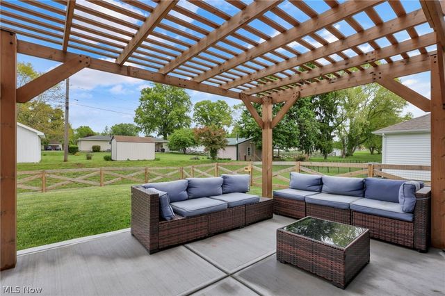 355 W Trinity Way, Newark, OH 43055