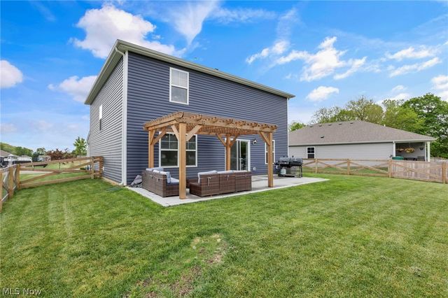 355 W Trinity Way, Newark, OH 43055