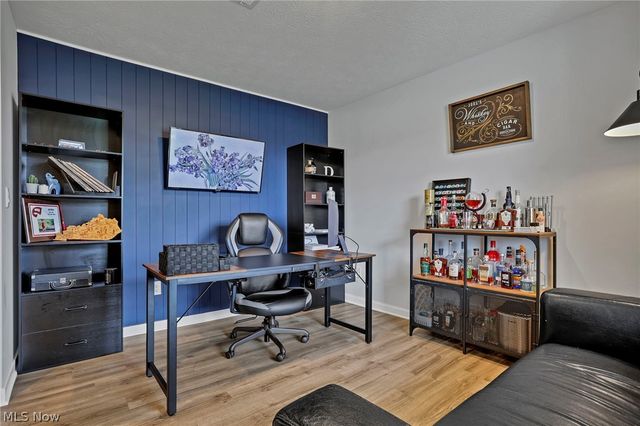 355 W Trinity Way, Newark, OH 43055