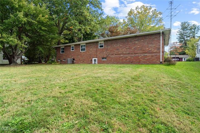 561 E School Street, Kent, OH 44240