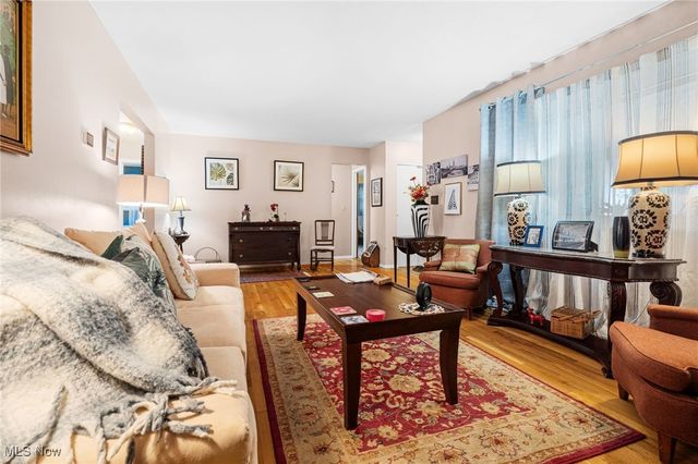 561 E School Street, Kent, OH 44240